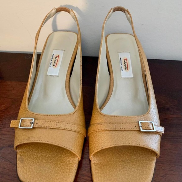 Talbots Leather Upper Square Toe with Buckle Square Heel Slingback Sandals 7 1/2 - Picture 8 of 8